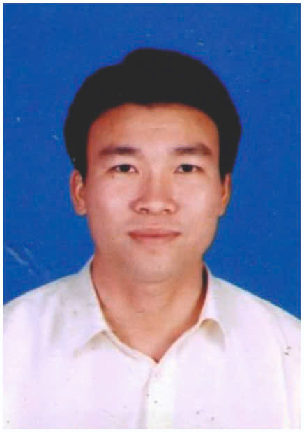Ông Trần Đình Bách
